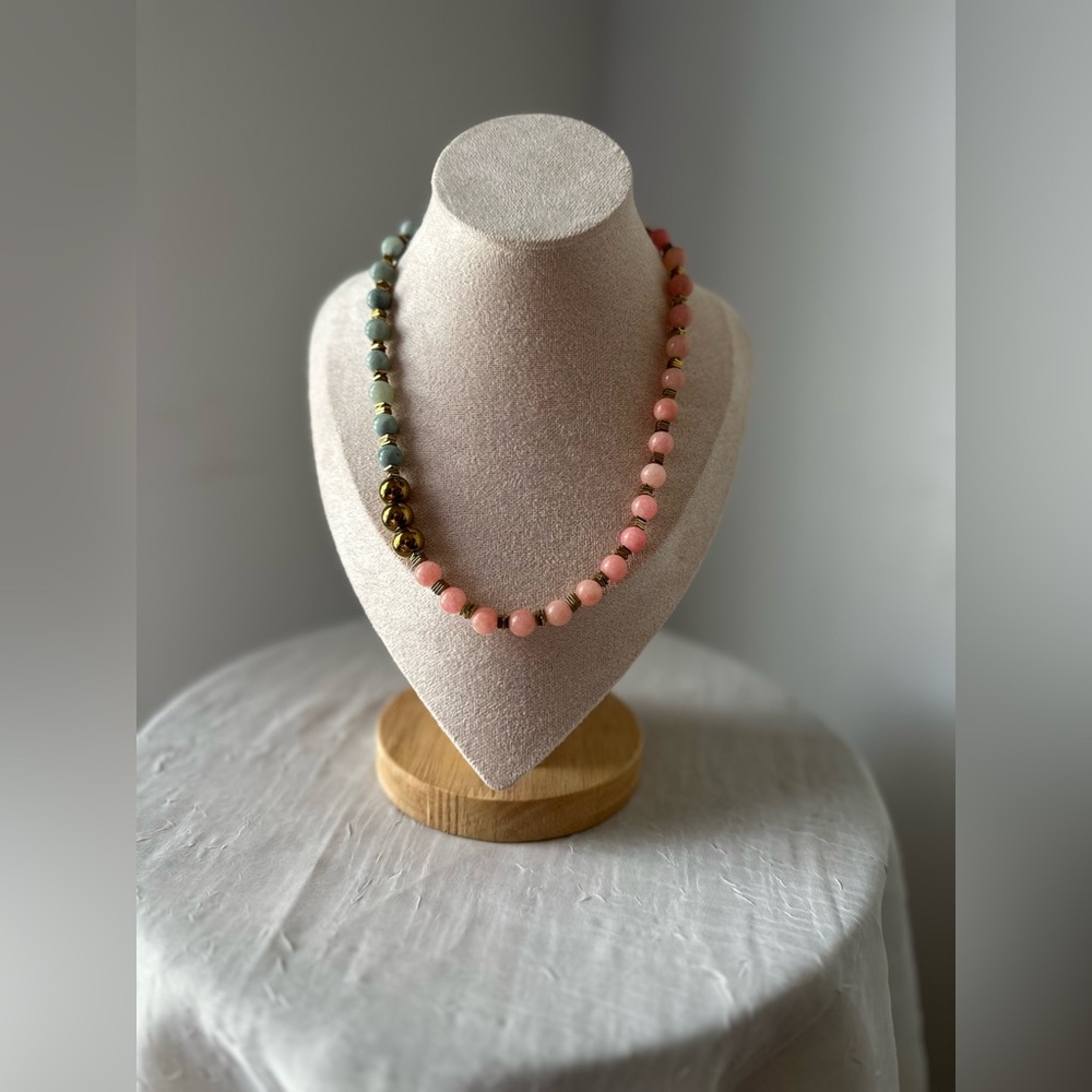 MIXED STONES BLUE GREEN PINK STATEMENT NECKLACE 18” GOLD HEMATITE